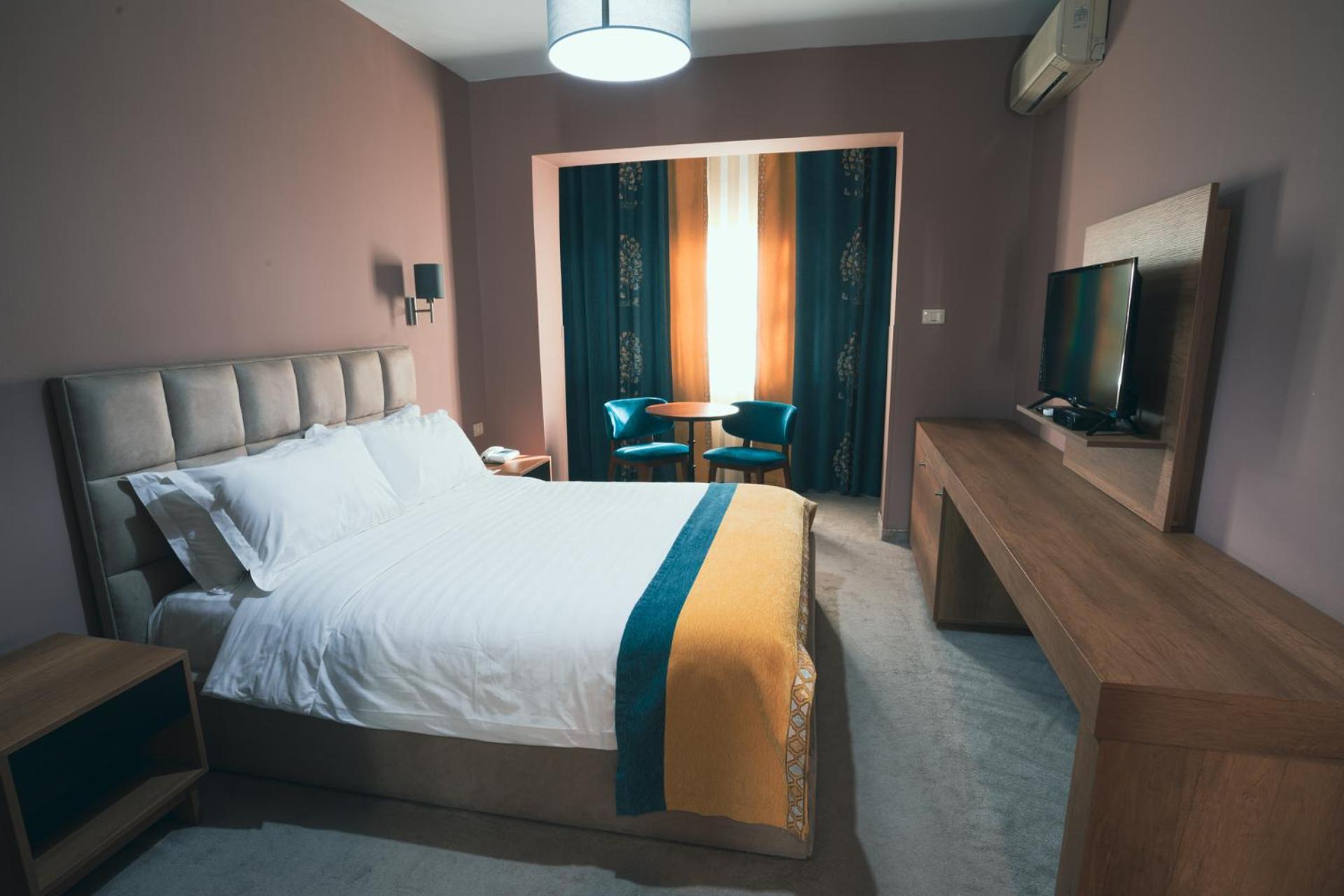 Hotel Eder *